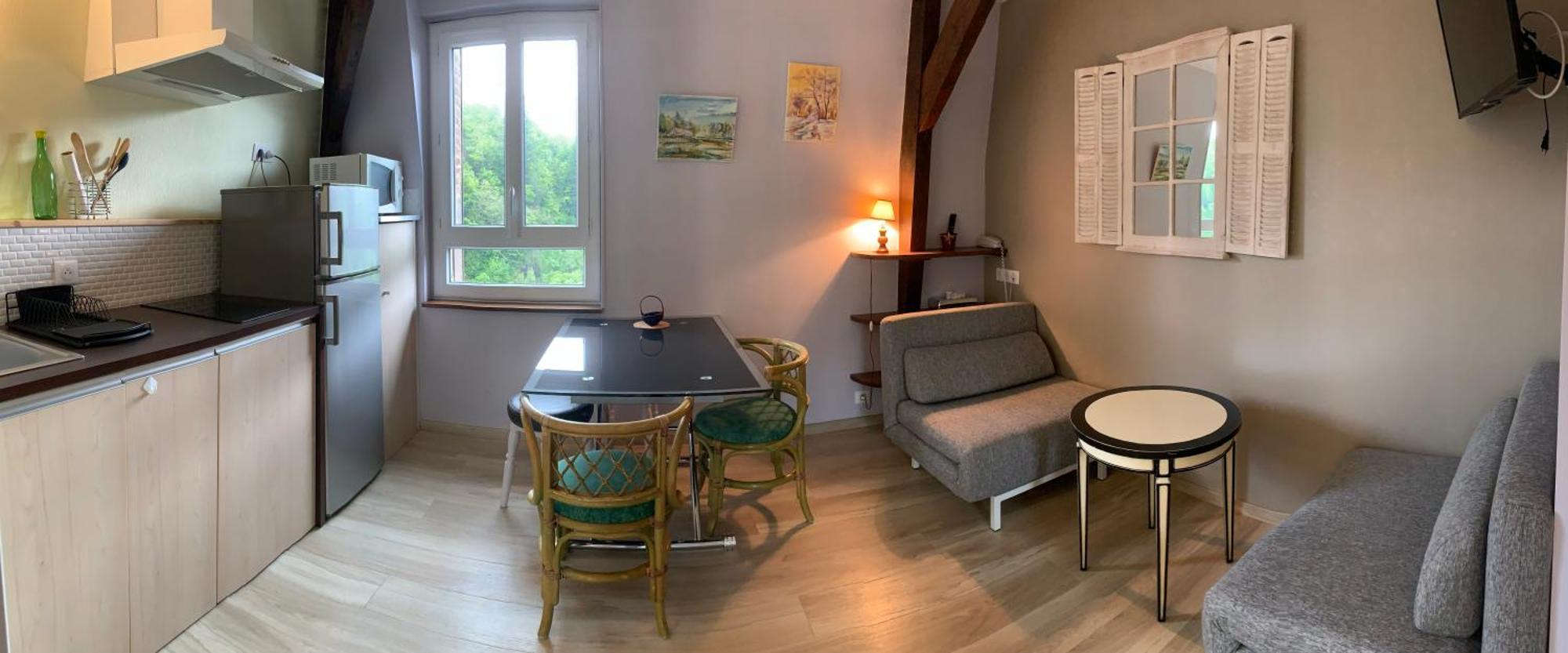 Logis Hotel Les Tilleuls Saint-Cirgues-de-Jordanne Zewnętrze zdjęcie