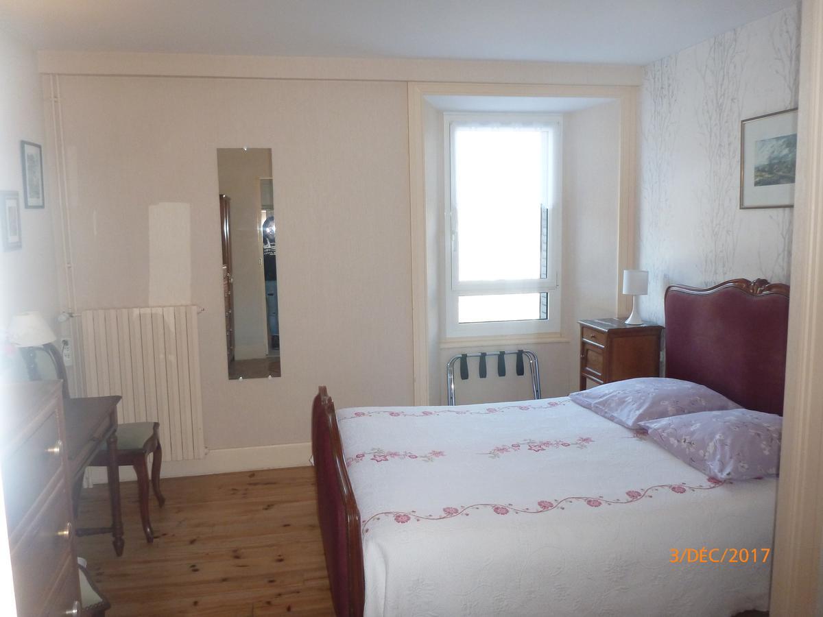 Logis Hotel Les Tilleuls Saint-Cirgues-de-Jordanne Zewnętrze zdjęcie