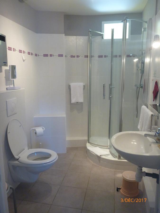 Logis Hotel Les Tilleuls Saint-Cirgues-de-Jordanne Zewnętrze zdjęcie