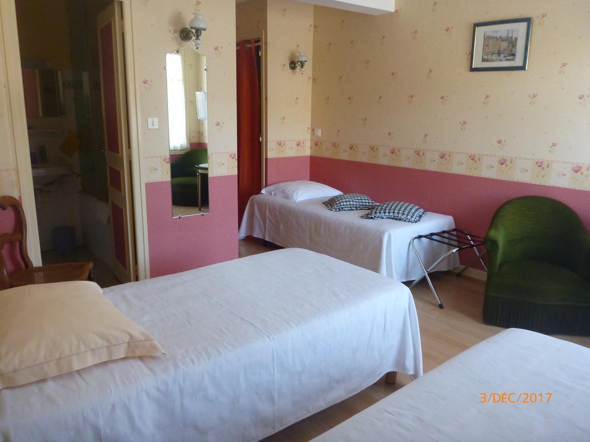 Logis Hotel Les Tilleuls Saint-Cirgues-de-Jordanne Zewnętrze zdjęcie